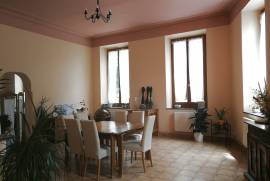 Manor House with Swimming Pool