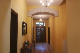 Manor House with Swimming Pool