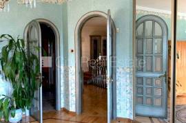 Detached house for rent in Riga, 400.00m2