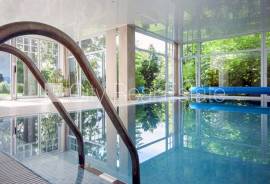 Detached house for rent in Jurmala, 400.00m2