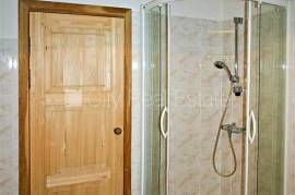 Detached house for rent in Jurmala, 400.00m2