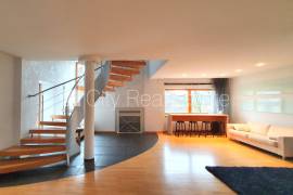 Apartment for rent in Riga, 240.00m2