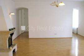 Apartment for rent in Riga, 142.00m2