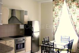 Apartment for rent in Riga, 142.00m2