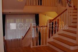 Detached house for rent in Riga district, 847.00m2