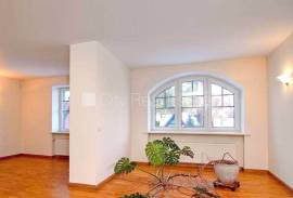 Detached house for rent in Riga district, 847.00m2