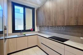 Detached house for rent in Riga district, 356.00m2