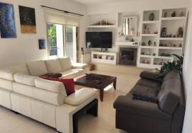 4 Bedroom Beautiful Detached Villa - Polemi, Paphos