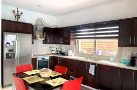 4 Bedroom Beautiful Detached Villa - Polemi, Paphos