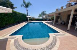 3 Bedroom Beautiful Bungalow - Peyia, Paphos