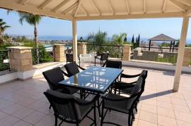 3 Bedroom Beautiful Bungalow - Peyia, Paphos