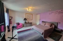 5 room, 177m2 House for sale in Montagnac - 269 000 € *