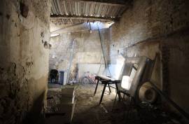 1 room, 96m2 Property for sale in Nissan lez enserune - 65 000 € *