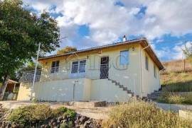 3-Bedroom House + 1-Room Guest House & Pool | 18 km to Primorsko & the Sea