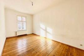 Charmante Altbauwohnung mit Renovierungspotenzial in Berlin-Neukölln – 2 Zimmer, 62 m² | Sweet Home