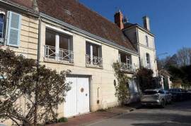 Maison avec vue exceptionnelle en centre Loches