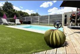 Maison familiale +Piscine +Garage +Grand carport