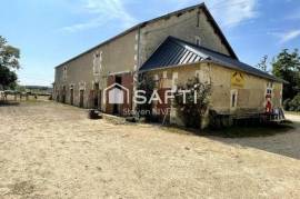 Centre Equestre et maison à Niherne