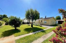 Maison de 105m² sur une belle parcelle paysagée, garage + carport