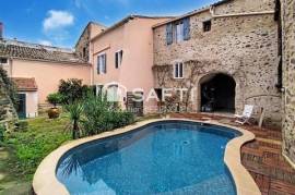 Demeure de caractère en pierre – 315 m² – Piscine chauffée – Patio – 7 chambres – Proche Pézenas