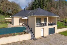 Beautiful Single-Storey Home in Altillac  Peace, Comfort and Quality Features!