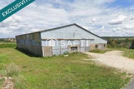 Hangar de 1 000 m² avec terrain de 3.942 m²