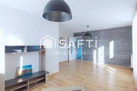 Appartement rénové avec garage