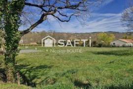 Terrain constructible de 952 m² viabilisé