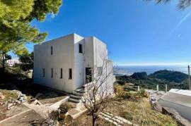 Spacious Panoramic House with wonderful views in Anatoli, South Crete