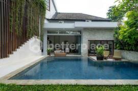 Multi-Level Modern Tropical Luxury Freehold Villa in Balangan
