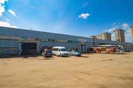 Охраняемая грузовая парковка