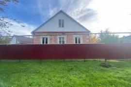 Два дома на участке