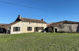 Charming Countryside Property with Barn, Swimming Pool and Scenic Views - €123650