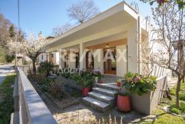 House 100 sq.m for sale