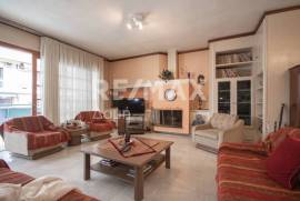 Maisonette 298 sq.m for sale