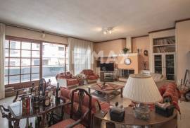 Maisonette 298 sq.m for sale