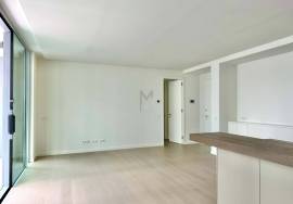 T1 with terrace for rent by the Tagus River T1 with terrace for rent by the Tagus River