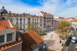 1+1 Bedroom Duplex Apartment in Intendente with Balcony 1+1 Bedroom Duplex Apartment in Intendente with Balcony