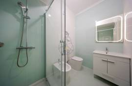 Fully refurbished central 3 bedroom apartment with 2 bathrooms in Portimão