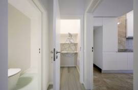 Fully refurbished central 3 bedroom apartment with 2 bathrooms in Portimão