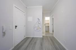 Fully refurbished central 3 bedroom apartment with 2 bathrooms in Portimão