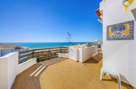 Duplex 4‑Bedroom Apartment on the First Line of Praia da Rocha | Sea and River View