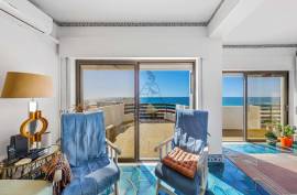 Duplex 4‑Bedroom Apartment on the First Line of Praia da Rocha | Sea and River View