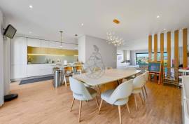 Unique opportunity - Luxury 5 bedroom apartment in Portimão