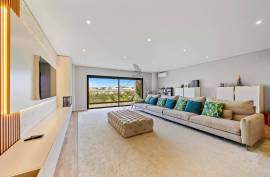 Unique opportunity - Luxury 5 bedroom apartment in Portimão