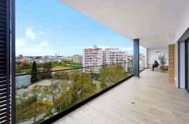 Unique opportunity - Luxury 5 bedroom apartment in Portimão