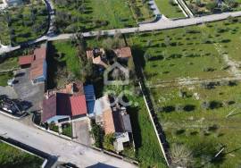 Single-story house with land in Chão de Couce - Ansião