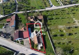Single-story house with land in Chão de Couce - Ansião