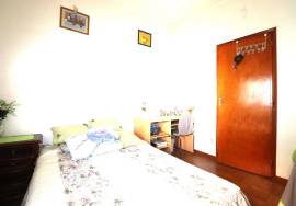 3-bedroom apartment in Loreto with garage and parking space.