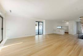Moradia T3 Contemporânea em Cascais